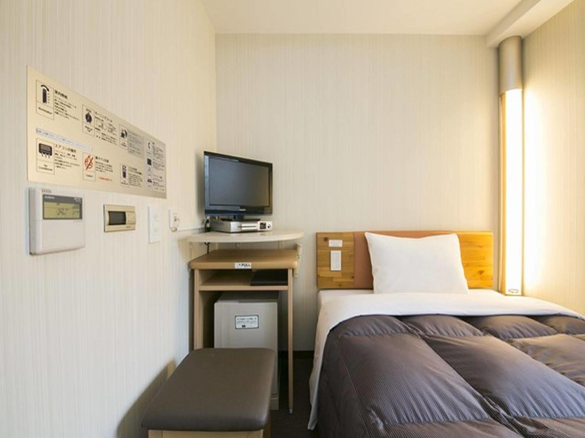 Washington R&B Hotel Shin Yokohama Ekimae Extérieur photo